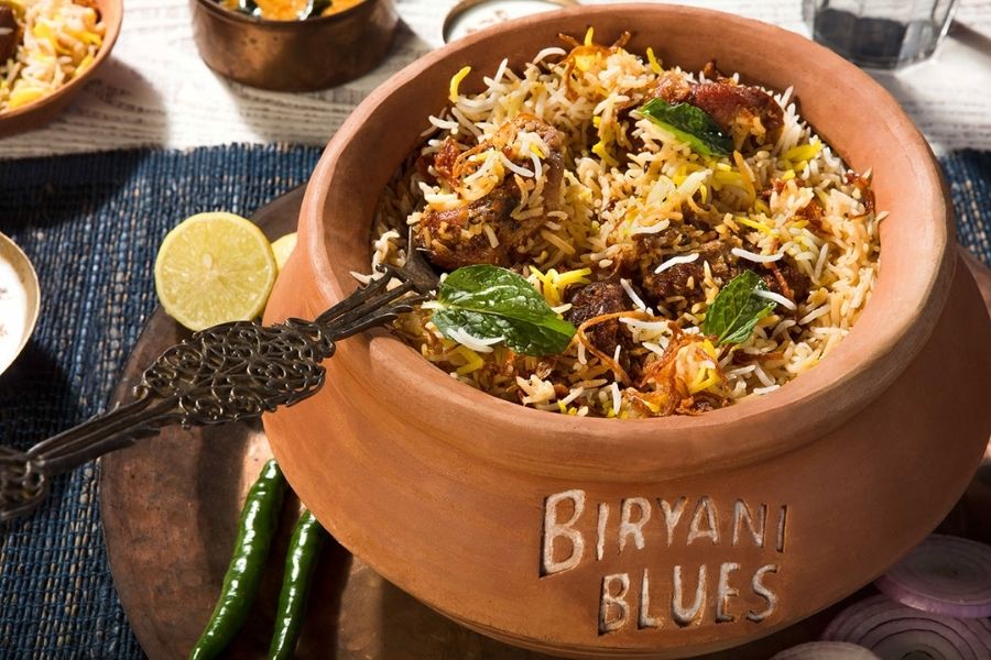 biryani
Food Items You Need To Try In Delhi