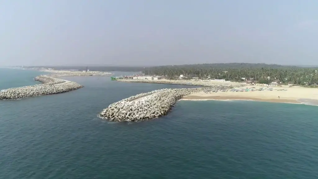 Thengapattanam Beach-Tamil, Nadu