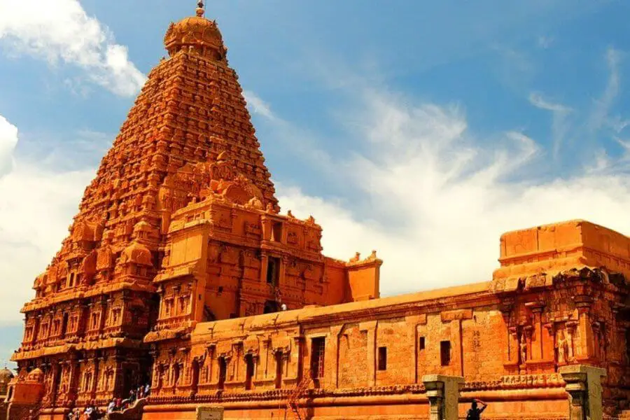  Brihadeeswarar Temple, Tamil Nadu, India