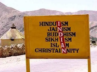 Everyone living in India is a Hindu