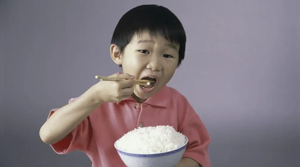 Eat Rice To Avoid A Ghost