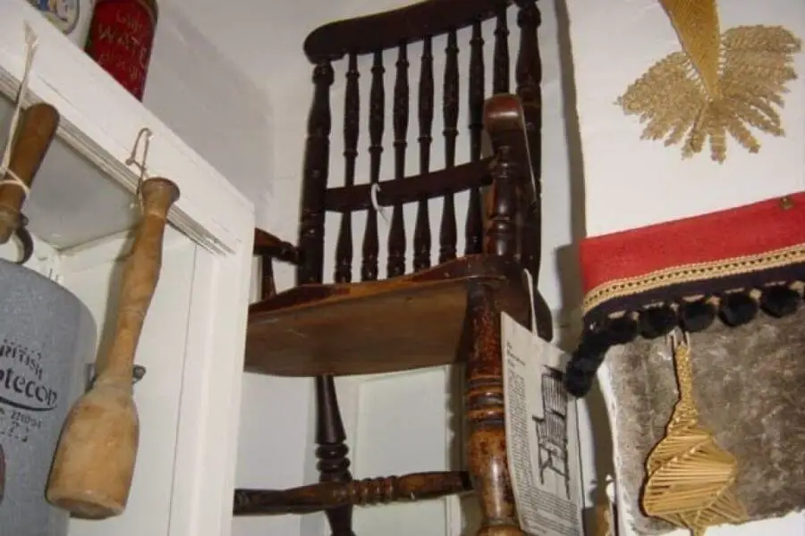 Thomas Busby Chair